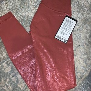 Lululemon Limited Wunder Under HR Tight 28” Shine